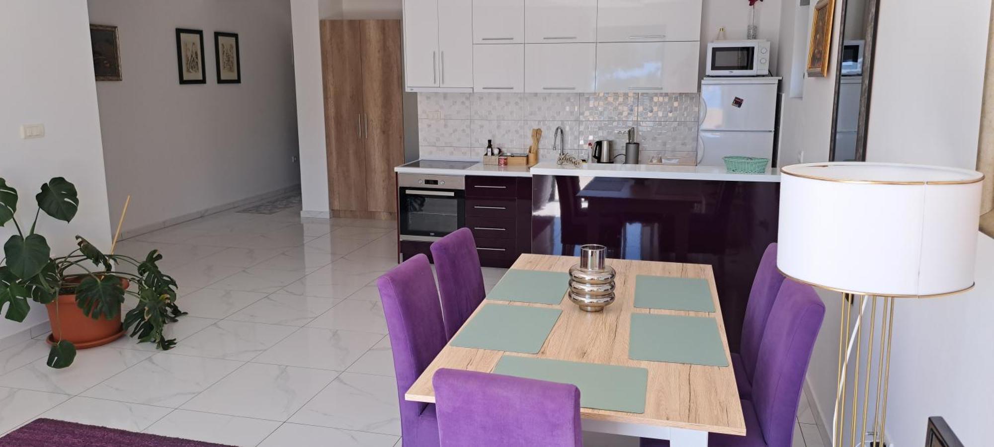 Obala Daire Tivat